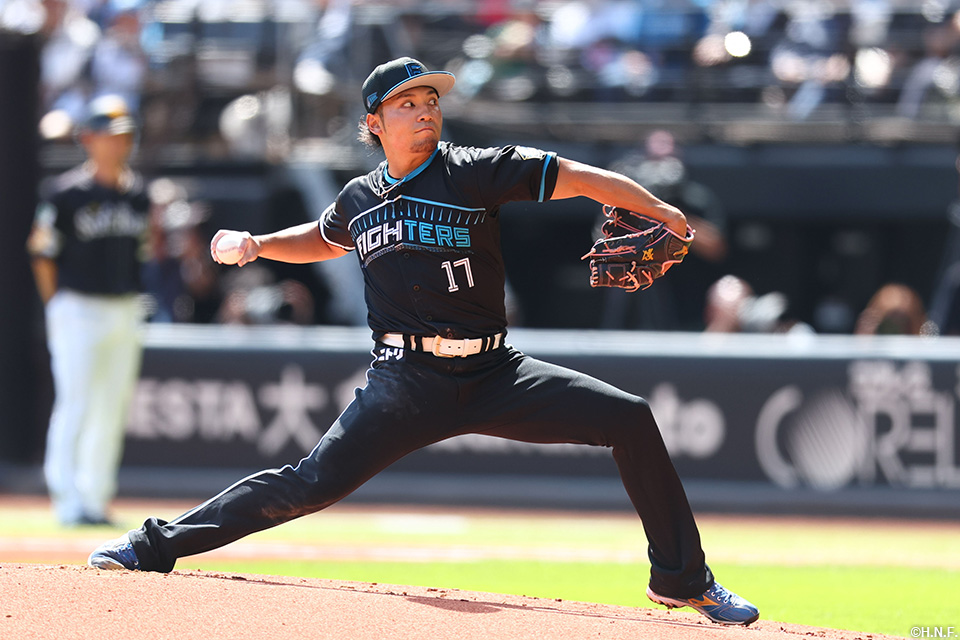 先発の伊藤投手01