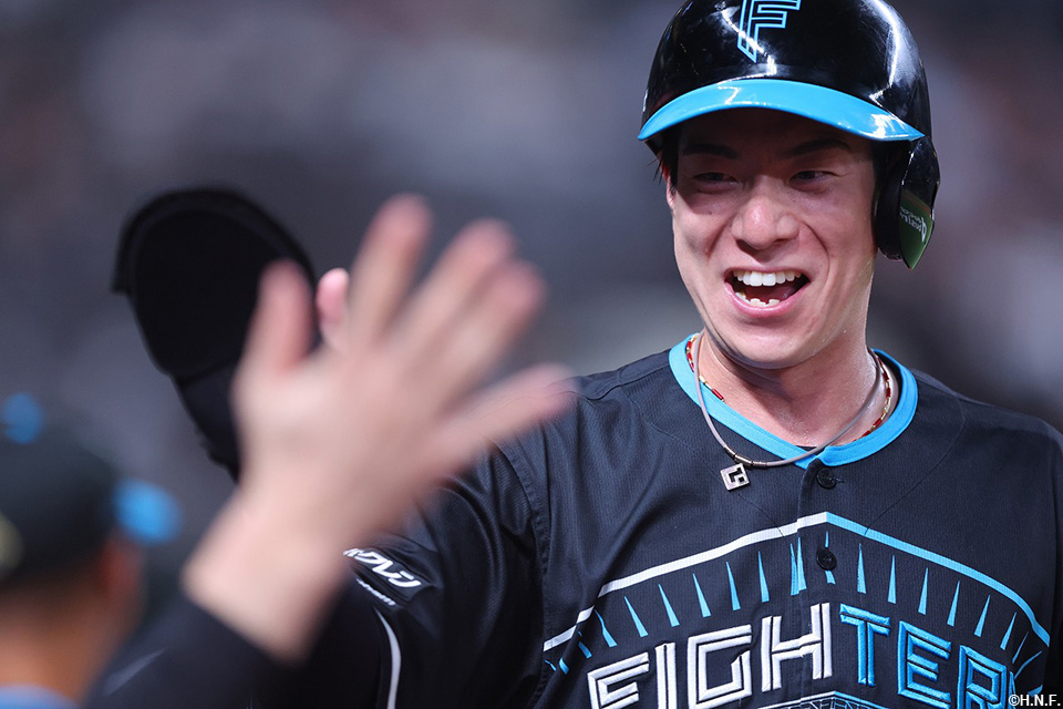 7回表、生還した松本剛選手