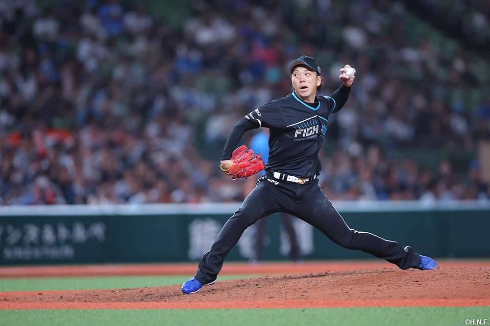 8回、三番手の宮西投手01