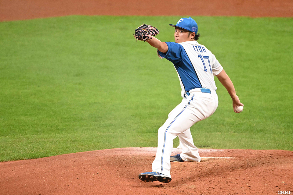 3回を抑えた伊藤投手01