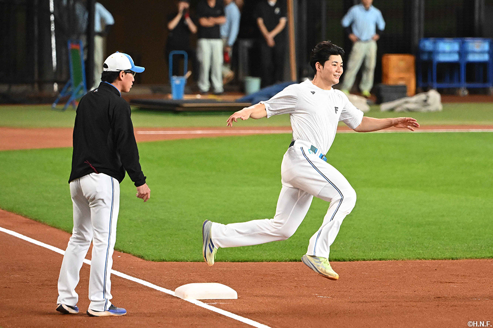 試合前の清宮選手02