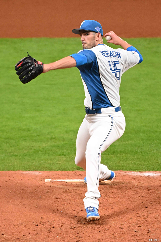 先発のバーヘイゲン投手05