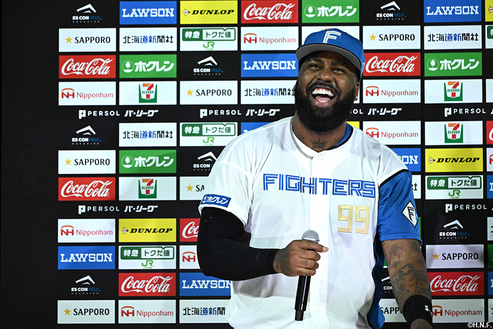 ヒーローのレイエス選手04