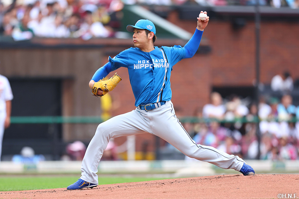 先発の加藤貴投手