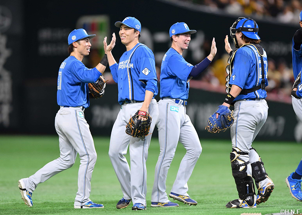 9回裏を田中正投手が抑えてゲームセット