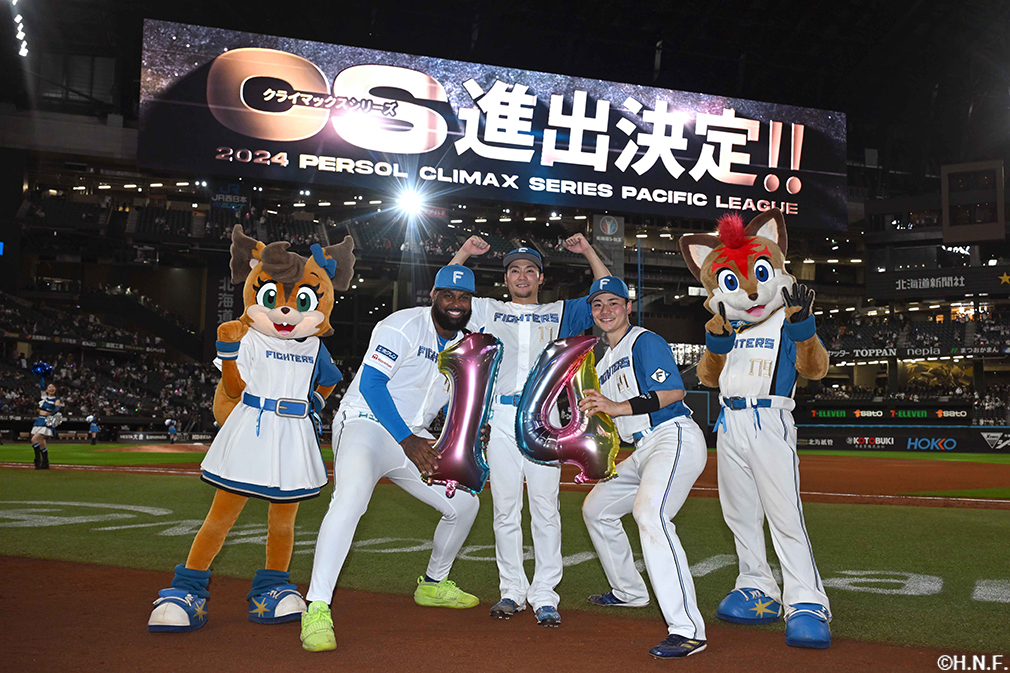 ヒーローのレイエス選手、清宮選手、伊藤投手02