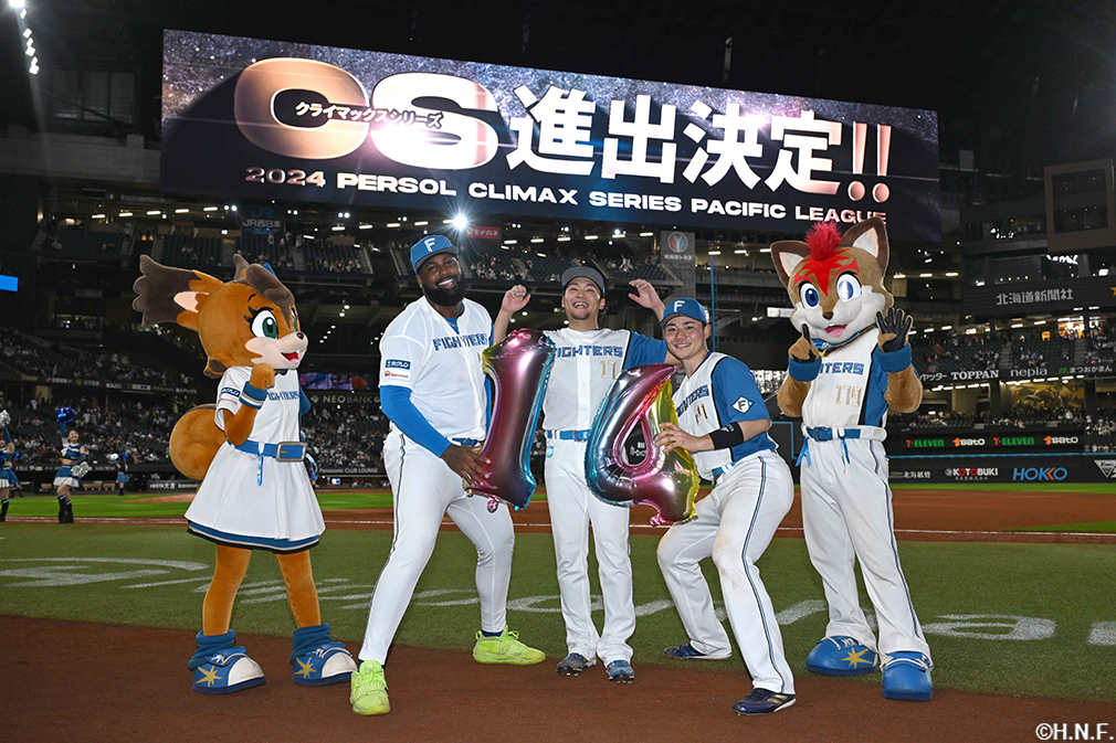 ヒーローのレイエス選手、清宮選手、伊藤投手03