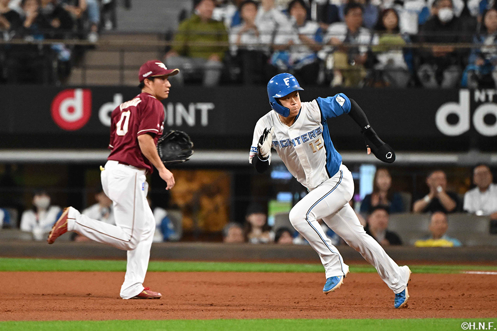 7回裏、代走の矢澤選手02