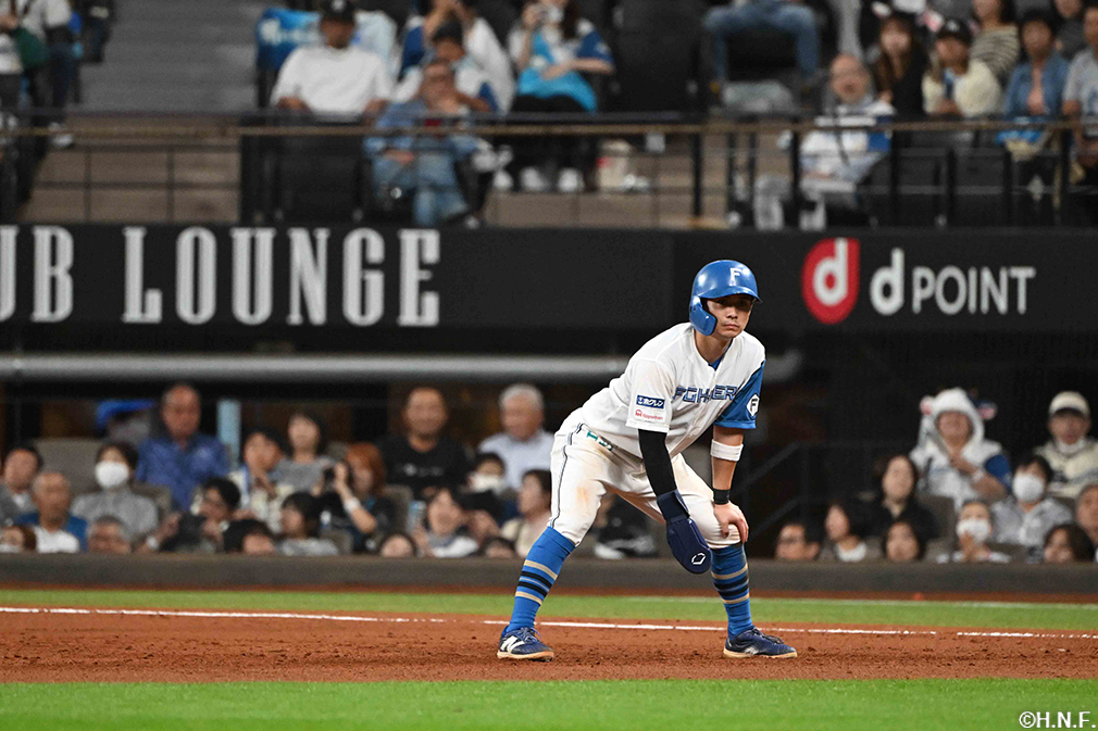 7回裏、四球を選んだ上川畑選手