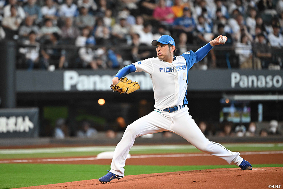 先発の加藤貴投手01