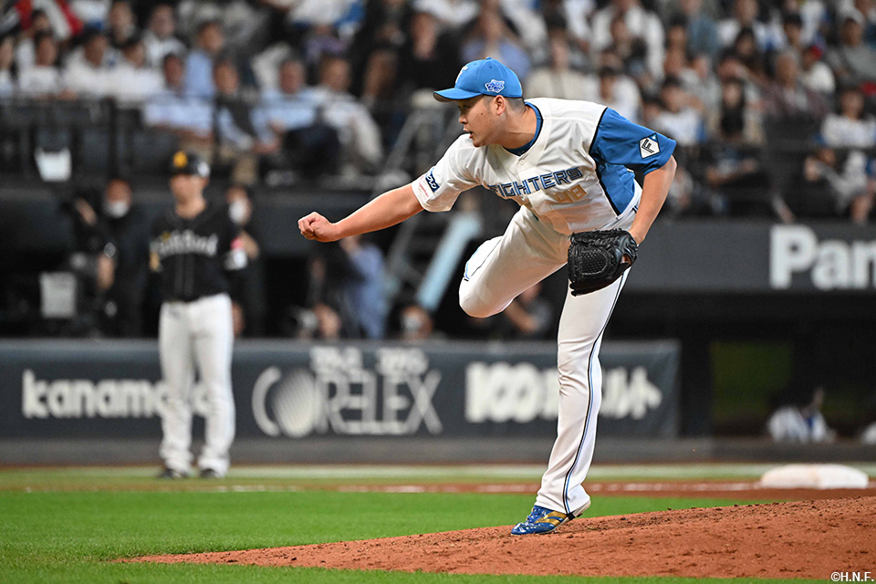 7回、三番手の齋藤友投手