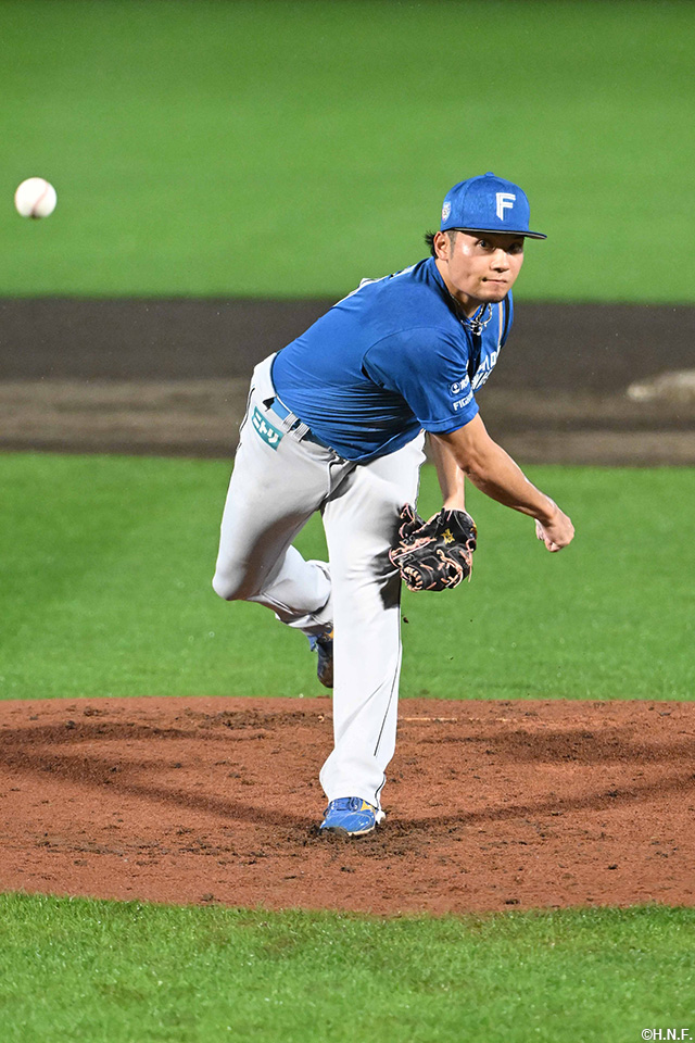 先発の伊藤投手04