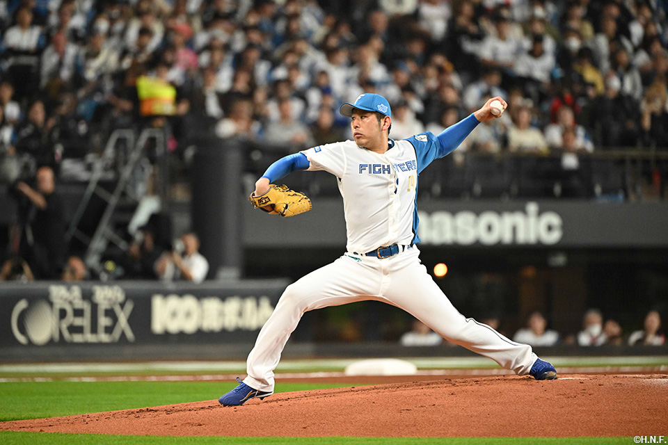 先発の加藤貴投手03