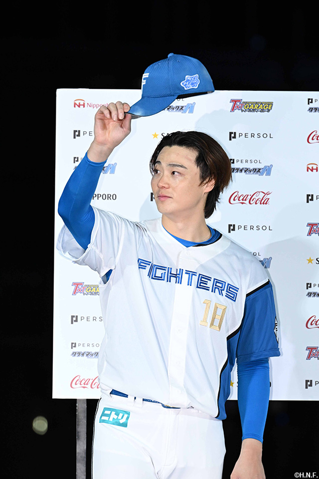 ヒーローの山﨑福投手