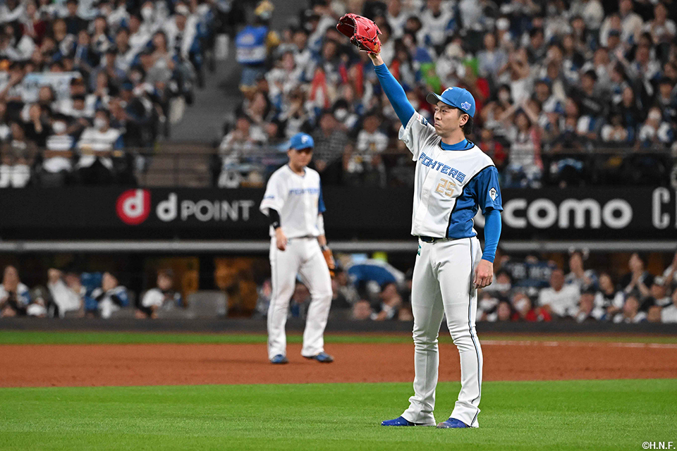 9回、五番手の宮西投手03