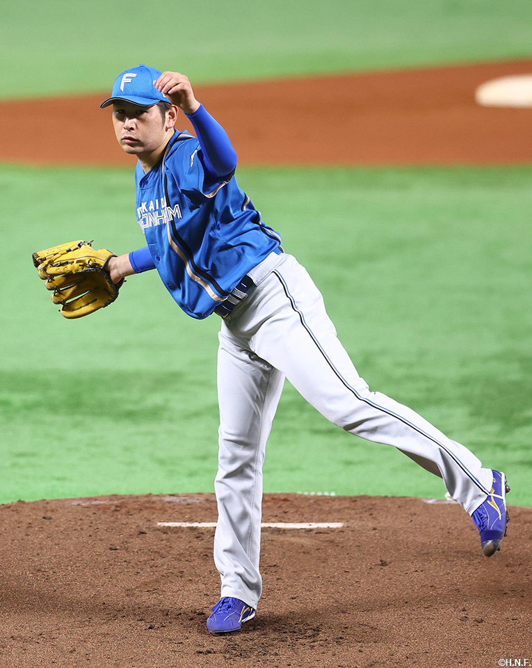 先発の加藤貴投手02