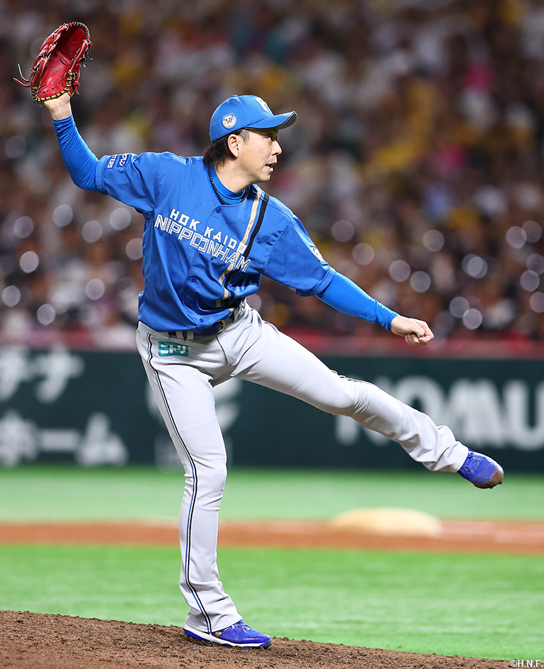 5回、三番手の宮西投手