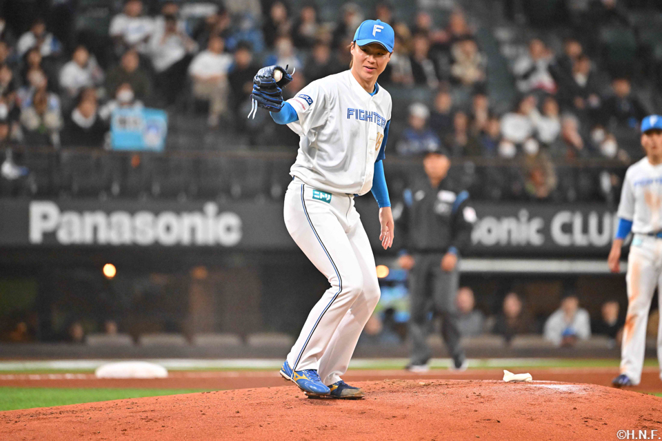 6回、三番手の山﨑福投手02