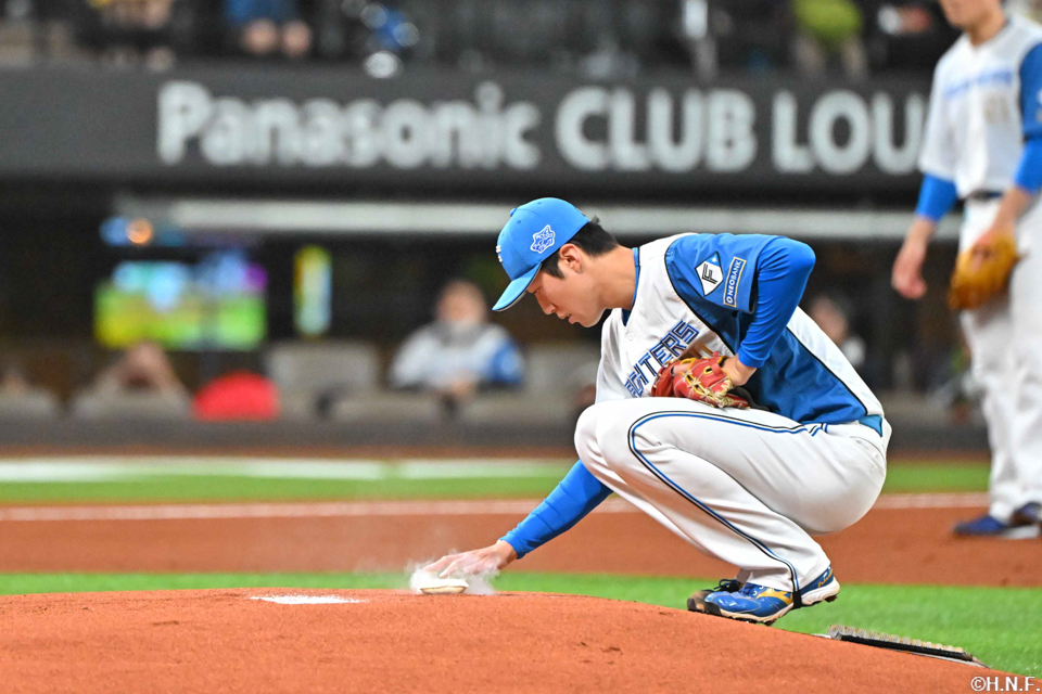 先発の福島投手01