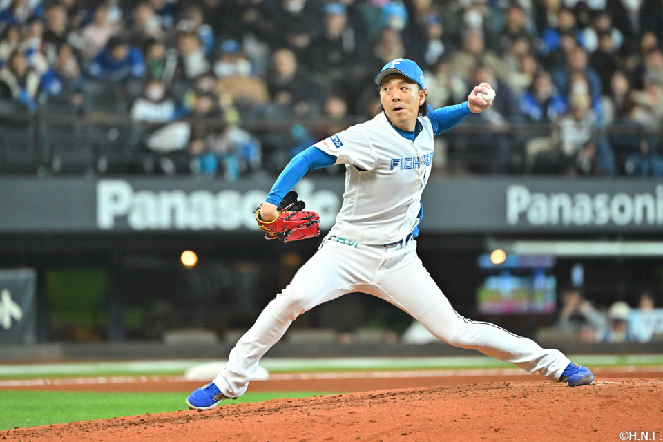 6回、三番手の宮西投手01