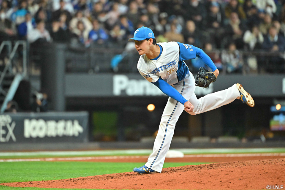 7回、四番手の浅利投手02