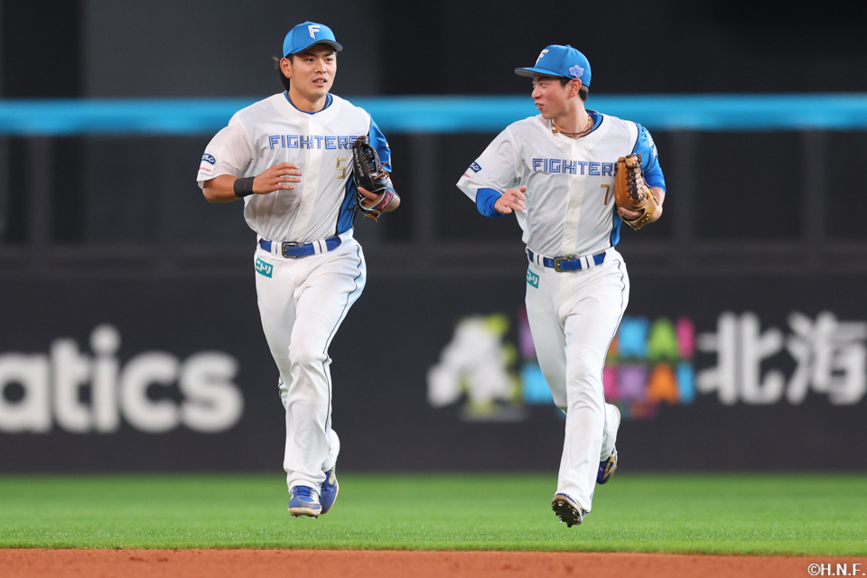 7回表、野村選手と松本剛選手