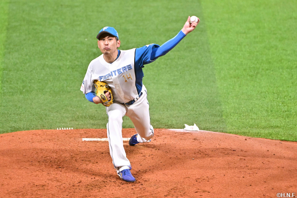 先発の加藤貴投手03