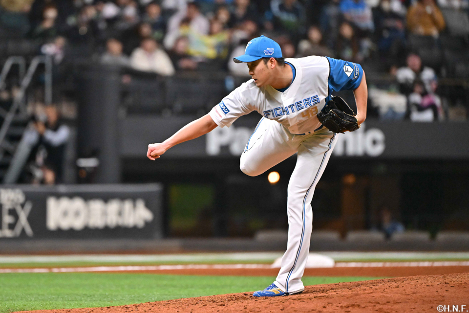 9回、四番手の齋藤投手02