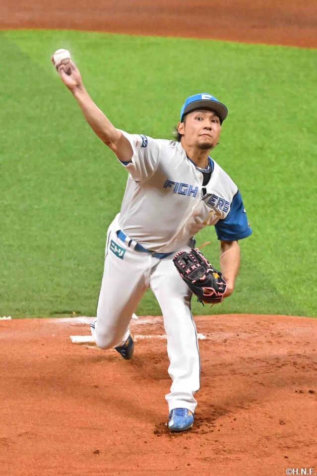 先発の伊藤投手01