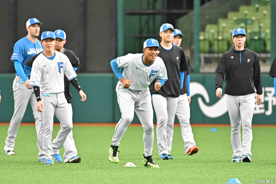 練習前の選手達05