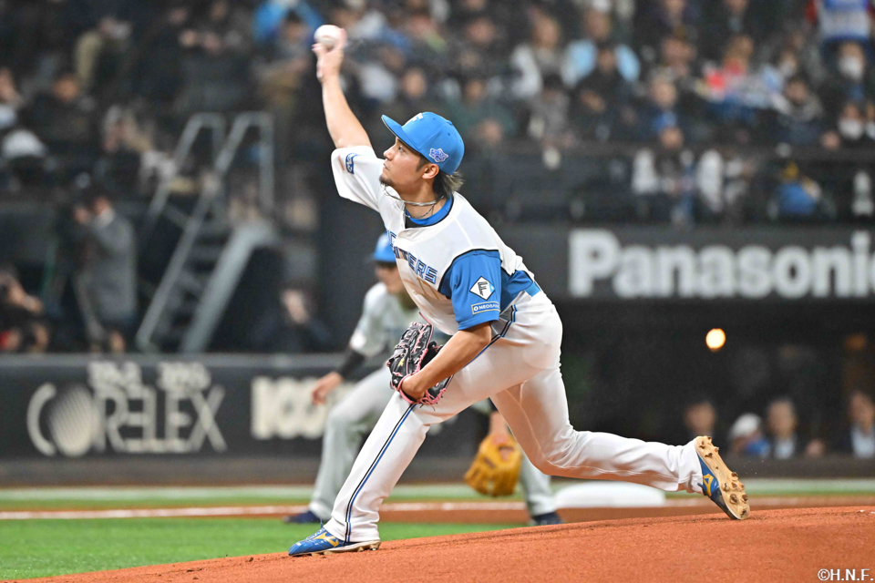 先発の伊藤投手01