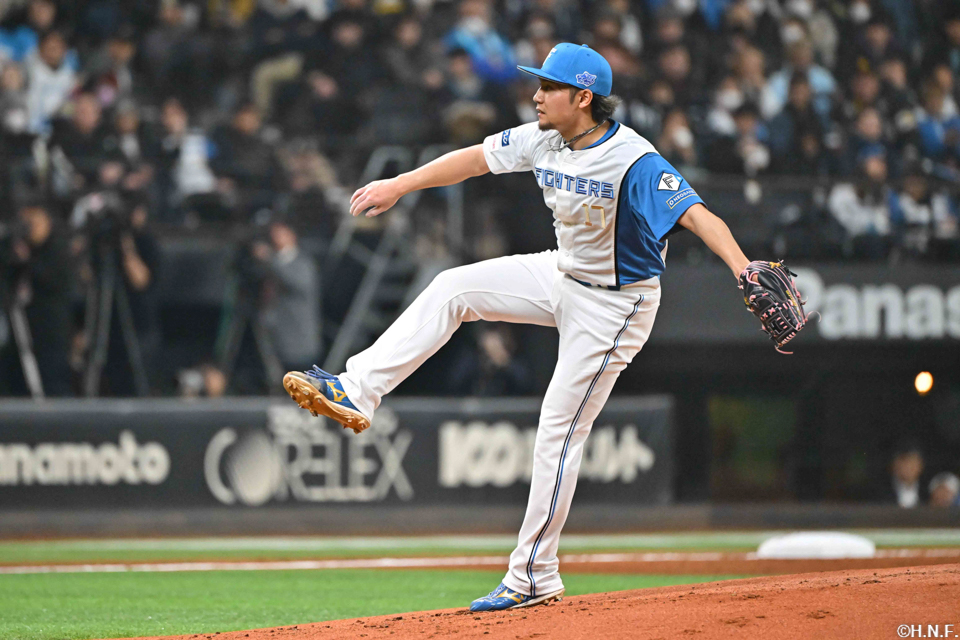 先発の伊藤投手03