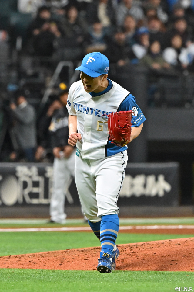 6回表を抑えた山本拓投手01