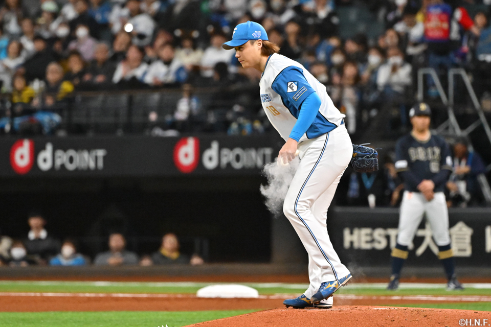 先発の山﨑福投手02