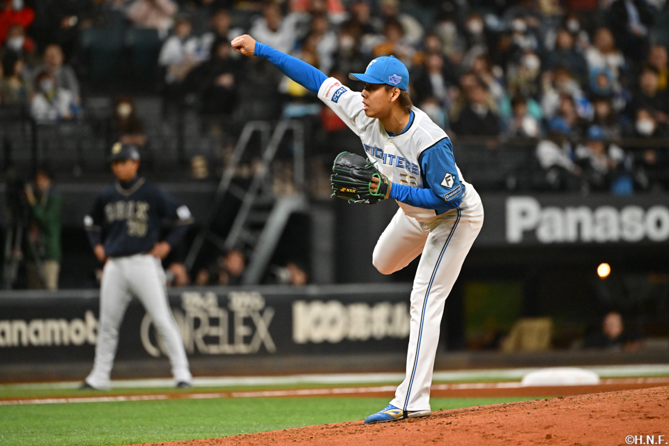 8回、三番手の杉浦投手02