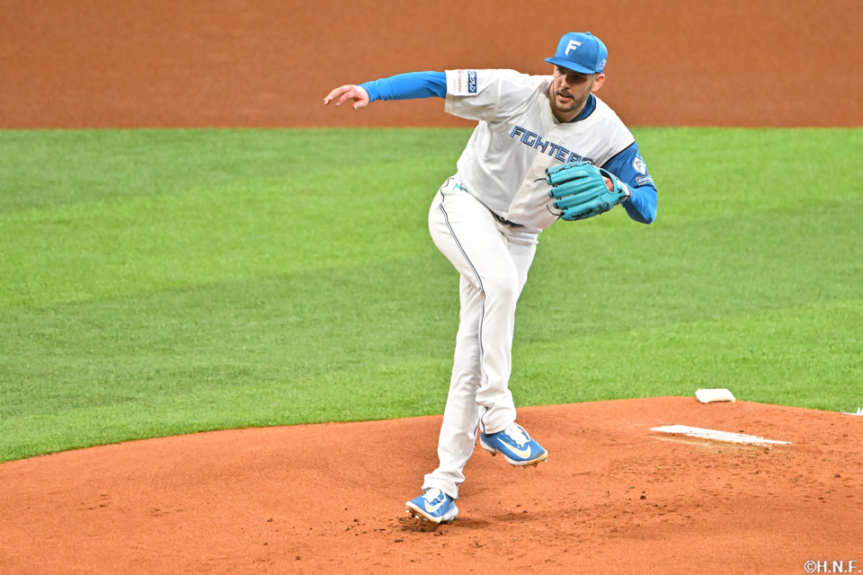 先発のバーヘイゲン03