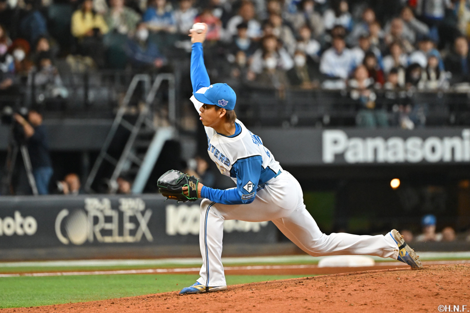 8回、三番手の杉浦投手