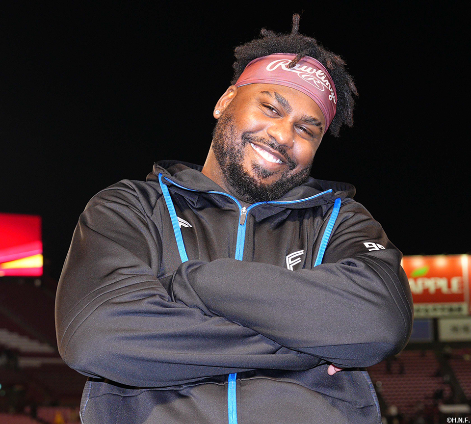 ヒーローのレイエス選手01