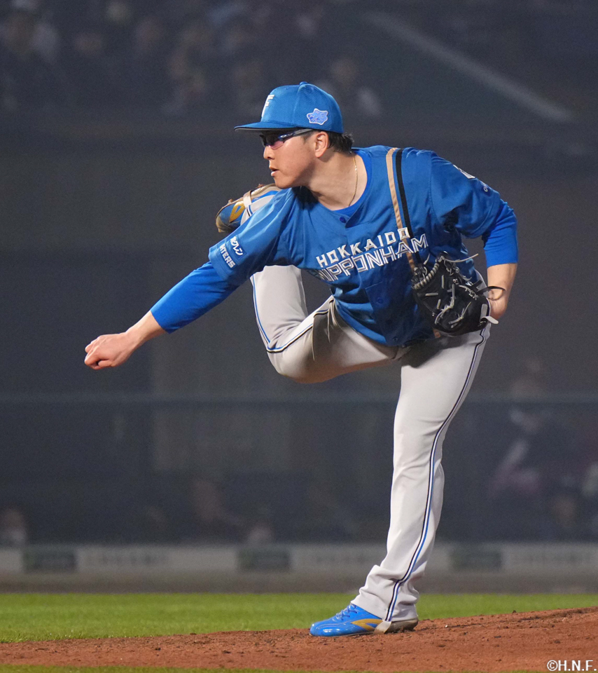 7回、二番手の生田目投手