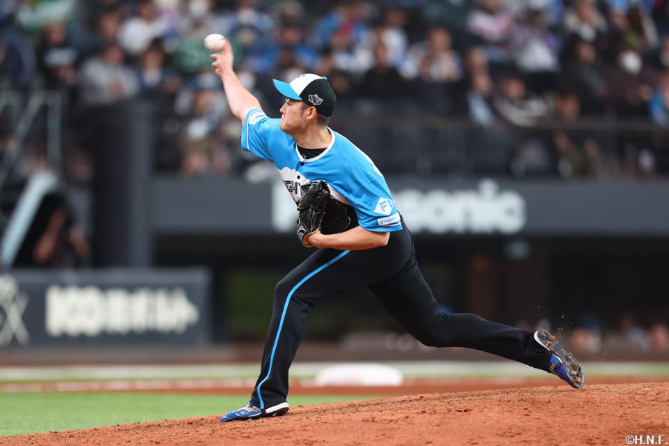 7回、四番手の齋藤投手