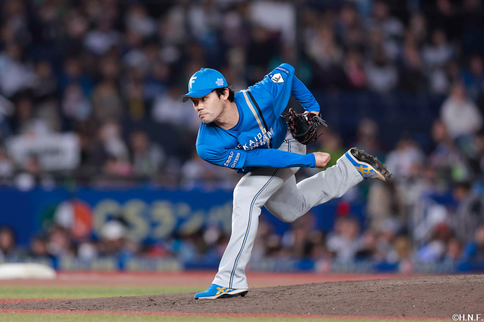 8回、四番手の福谷投手