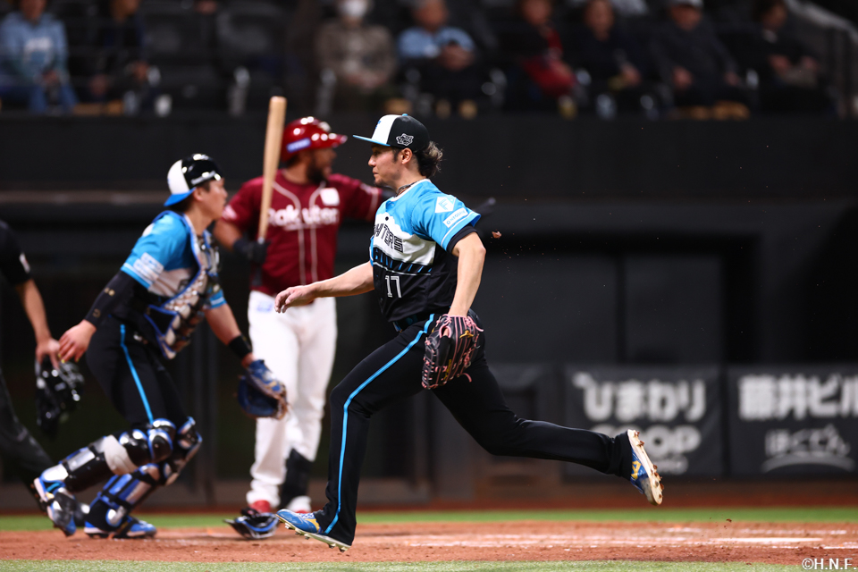 先発の伊藤投手06