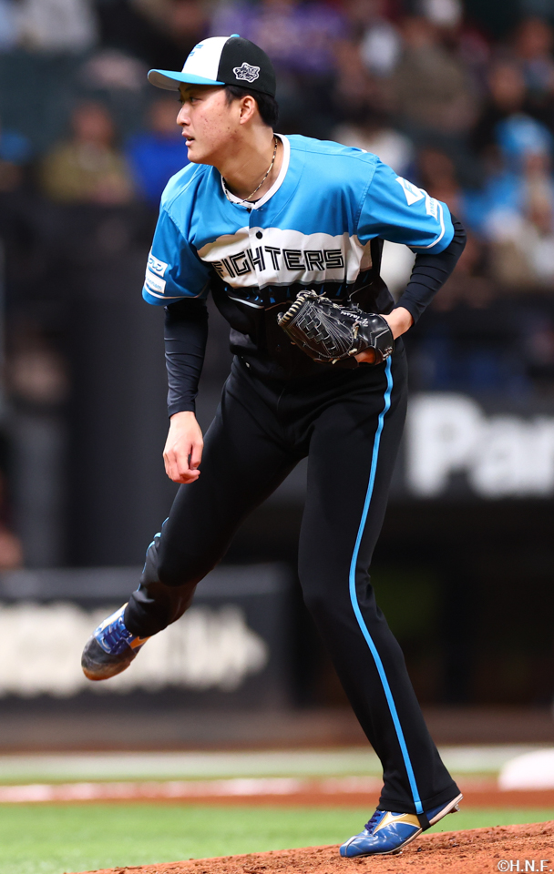 9回、四番手の栁川投手