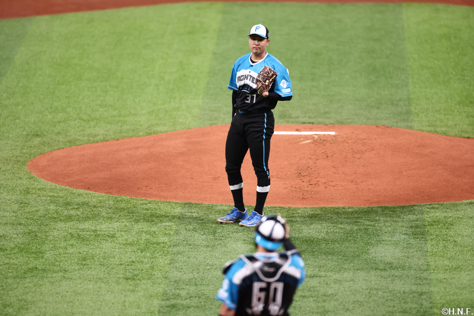 先発の古林投手08