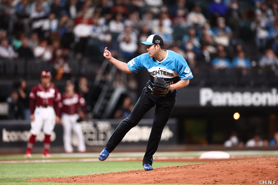 6回、二番手の齋藤投手