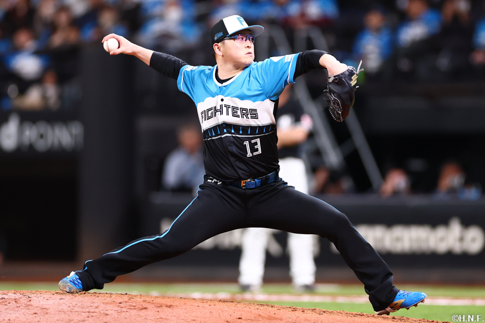 8回、三番手の生田目投手