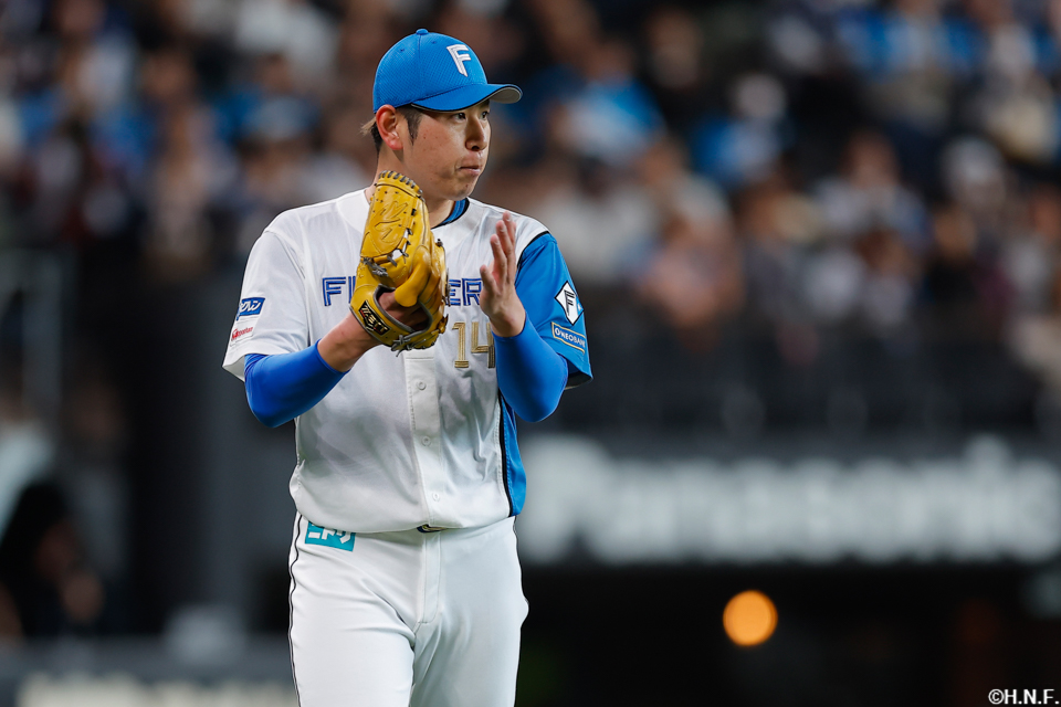 先発の加藤貴投手04