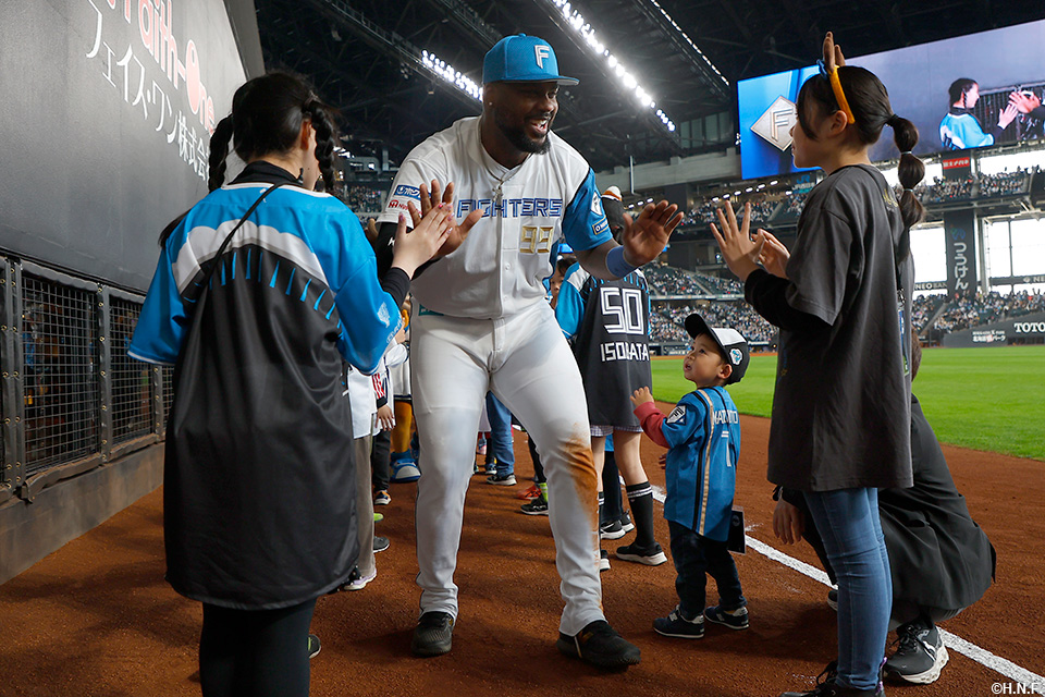 ヒーローのレイエス選手