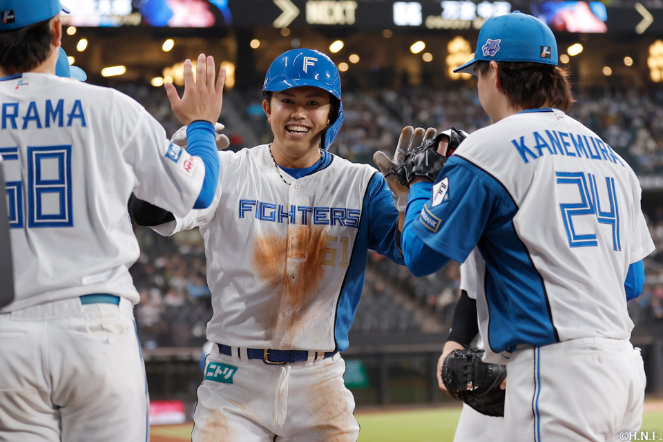 3回裏、生還した今川選手