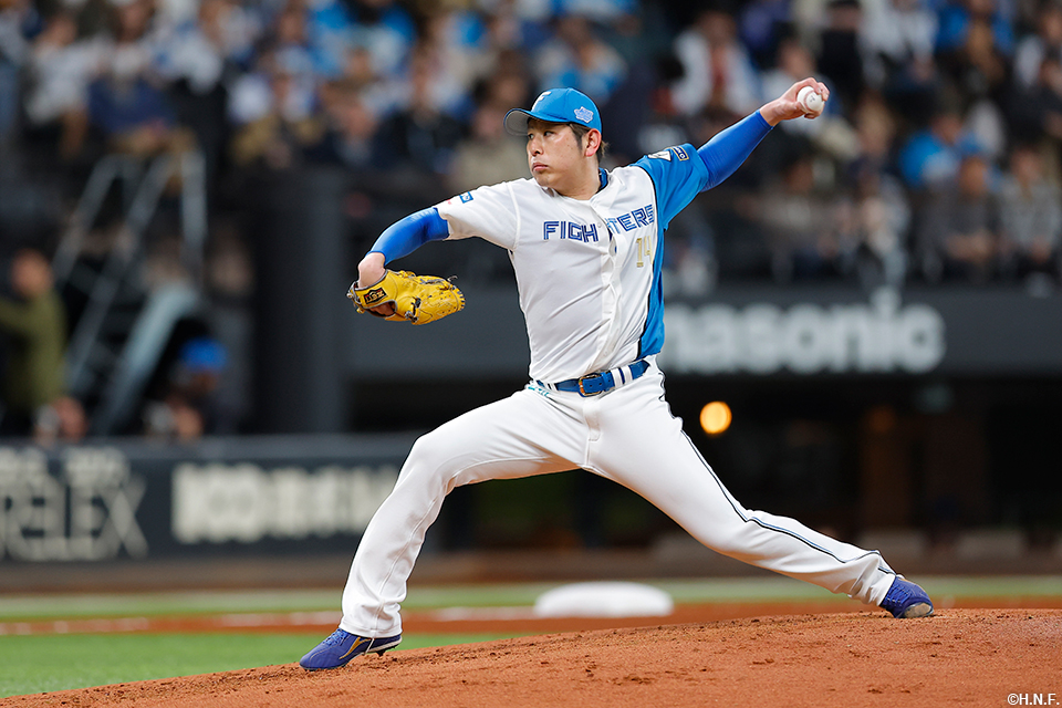 先発の加藤貴投手03